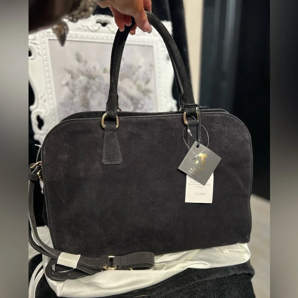 🖤CLAUDIA Made In Italy Suede Studded Annalou Satchel🖤NWT